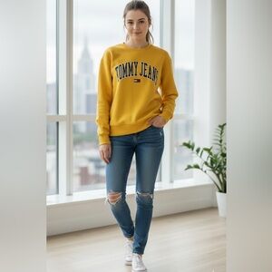 Tommy Hilfiger yellow pullover sweater small